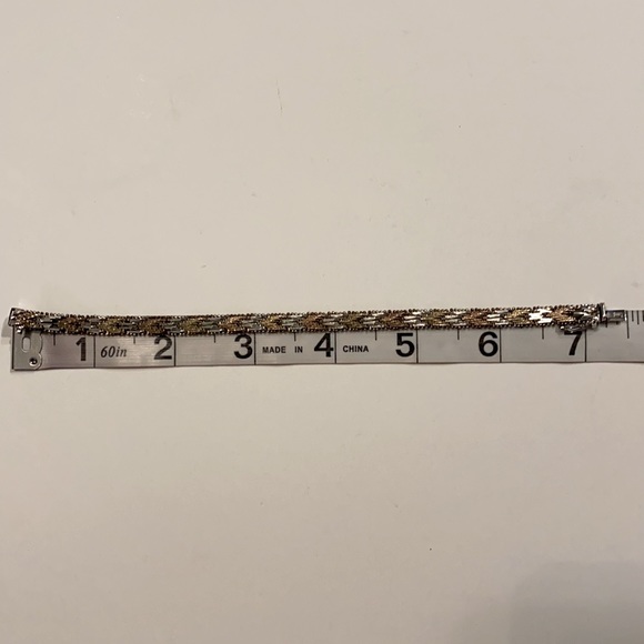 Gold Silver Woven Chevron Bracelet 7” Jewelry - Picture 5 of 11